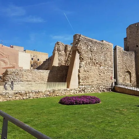 Beautiful Apartment In The Center Tarragona Buitenkant foto